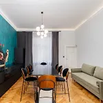 Ξενοδοχείο με διαμερίσματα Wawel Boutique - Old Town Krasków