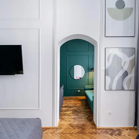 Wawel Boutique - Old Town