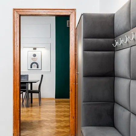 Wawel Boutique - Old Town Apart Otel