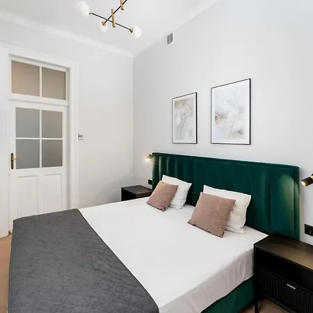 Wawel Boutique - Old Town Apart Otel Krakow