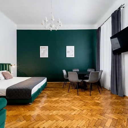Wawel Boutique - Old Town מלון דירות קרקוב