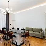 Wawel Boutique - Old Town Aparthotel 4*